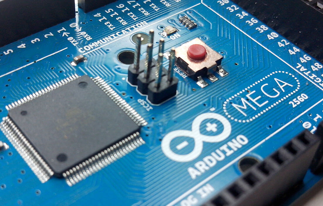 Exploring the World of IoT and Arduino: The Future is Connected